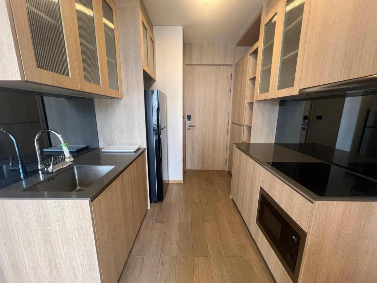 2 Bedroom Luxury Apartment 3 Min Walk From Bts Ekkamai Bangkok Exterior foto